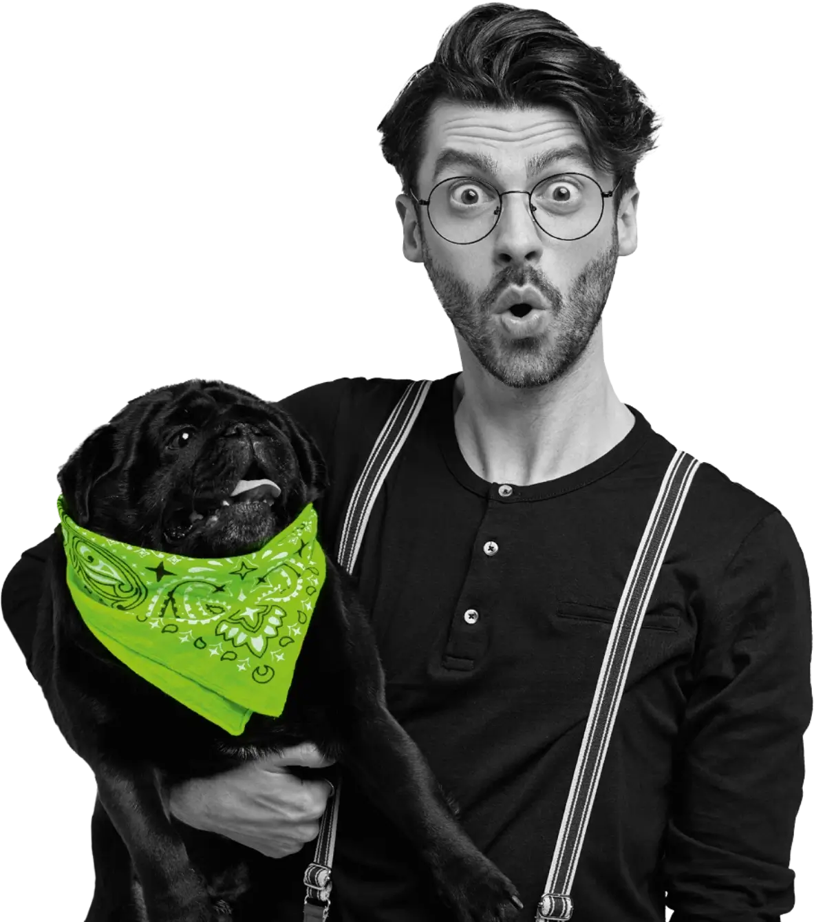 Interessierter Mensch mit kleinem schwarzen Hund in der Hand.